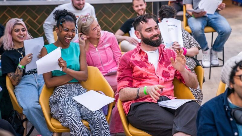 Pink News é uma dica de site de Notícias LGBTQIA+ do Reino Unido